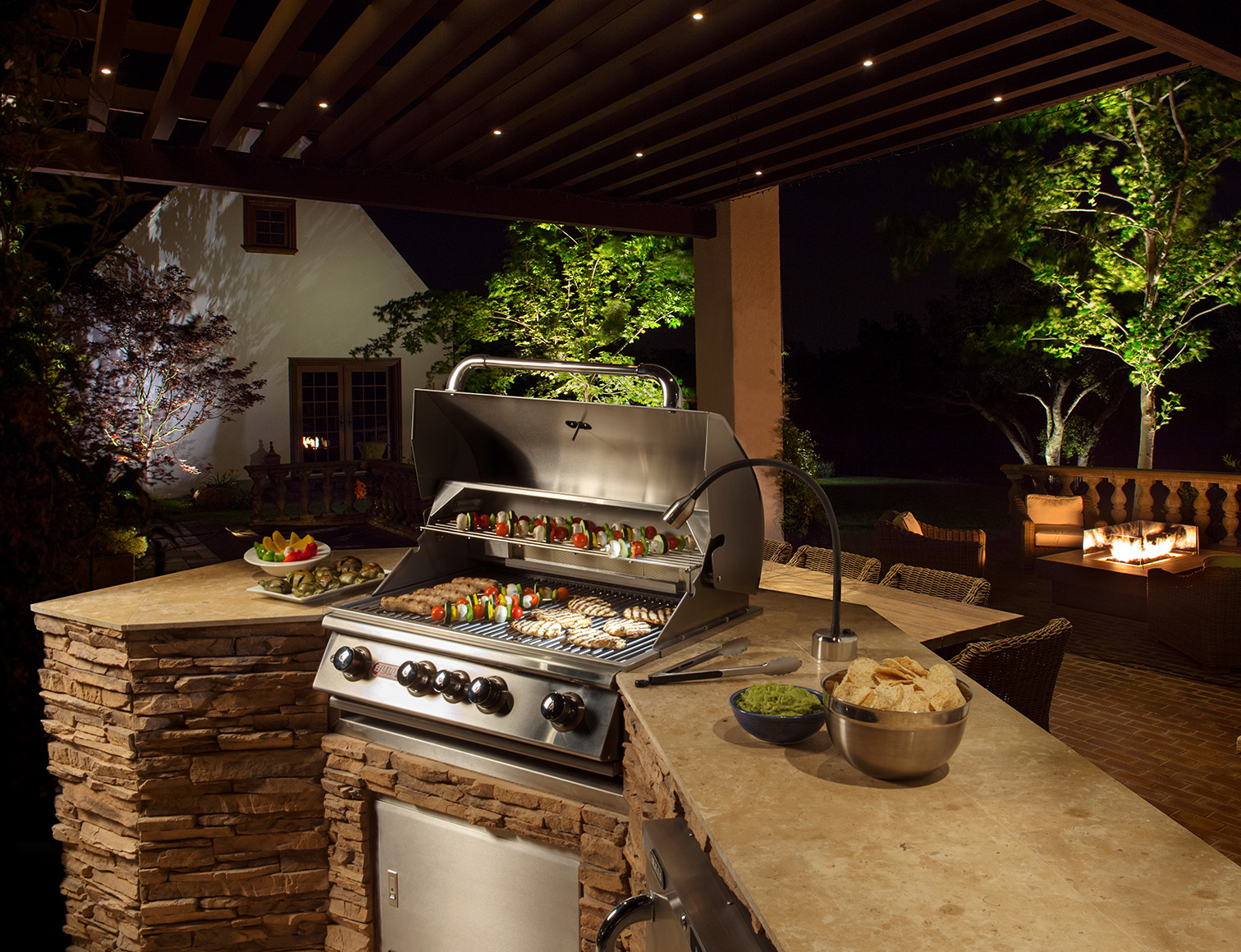 outdoor-living-lighting Outdoor Living Lighting